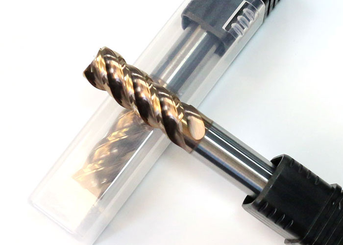 45 degree helix cutting edge detail
